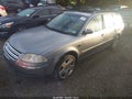 2003 Volkswagen Passat — photo 2 of 11 | VIN WVWYH63B23E152879