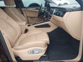 2023 Porsche Macan — photo 5 of 17 | VIN WP1AF2A54PLB55957