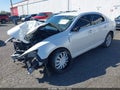 2010 Lincoln MKS — photo 2 of 16 | VIN 1LNHL9DR5AG616336