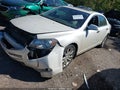 2012 Chevrolet Malibu — photo 2 of 16 | VIN 1G1ZE5E05CF102273