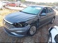 2019 Volkswagen Jetta — photo 2 of 16 | VIN 3VWCB7BU0KM257804