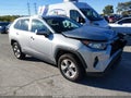 2021 Toyota RAV4 — photo 1 of 16 | VIN 2T3P1RFV9MC142384