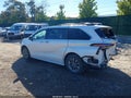 2025 Toyota Sienna — photo 3 of 17 | VIN 5TDJRKEC9SS267324