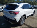 2022 Ford Escape — photo 4 of 17 | VIN 1FMCU9H68NUB14743
