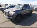 2016 Toyota Tacoma — photo 2 of 18 | VIN 3TMCZ5ANXGM003599