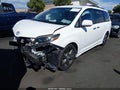 2017 Toyota Sienna — photo 2 of 17 | VIN 5TDXZ3DC4HS789465