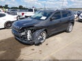 2018 Jeep Cherokee — photo 2 of 16 | VIN 1C4PJLLB9JD538006