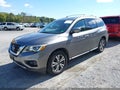 2017 Nissan Pathfinder — photo 2 of 17 | VIN 5N1DR2MM1HC655838