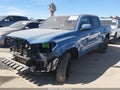 2019 Toyota Tacoma — photo 2 of 17 | VIN 5TFAX5GN7KX150342