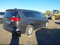 2017 Chrysler Pacifica — photo 4 of 17 | VIN 2C4RC1DG5HR578947