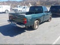 2000 Toyota Tacoma — photo 4 of 10 | VIN 4TANL42N8YZ669956