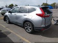 2017 Honda CR-V — photo 3 of 17 | VIN 2HKRW2H55HH616633