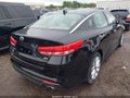 2017 Kia Optima — photo 4 of 16 | VIN 5XXGU4L35HG127465