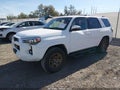 2022 Toyota 4Runner — photo 2 of 17 | VIN JTENU5JR5N5971943