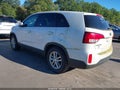2014 Kia Sorento — photo 3 of 11 | VIN 5XYKTCA60EG542320