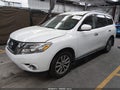 2016 Nissan Pathfinder — photo 2 of 15 | VIN 5N1AR2MN5GC614431