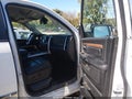 2017 Ram 1500 — photo 5 of 17 | VIN 1C6RR7NT1HS773852