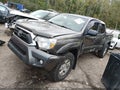 2013 Toyota Tacoma — photo 2 of 16 | VIN 5TFLU4EN5DX059717