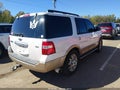 2011 Ford Expedition — photo 4 of 16 | VIN 1FMJU1H56BEF08120