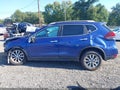 2018 Nissan Rogue — photo 15 of 17 | VIN JN8AT2MT2JW453602
