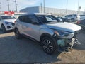 2019 Nissan Kicks — photo 1 of 18 | VIN 3N1CP5CU9KL525331