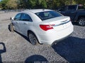2013 Chrysler 200 — photo 3 of 16 | VIN 1C3CCBAG0DN724490