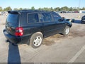 2004 Toyota Highlander — photo 4 of 17 | VIN JTEEP21A140032039