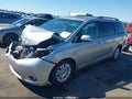 2015 Toyota Sienna — photo 2 of 16 | VIN 5TDYK3DC3FS556604