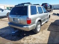 2001 Infiniti QX4 — photo 4 of 16 | VIN JNRDR09X11W202352