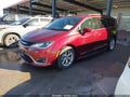 2017 Chrysler Pacifica — photo 2 of 12 | VIN 2C4RC1BG7HR757994