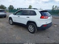 2016 Jeep Cherokee — photo 3 of 16 | VIN 1C4PJMABXGW280097