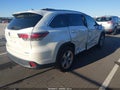 2016 Toyota Highlander — photo 4 of 18 | VIN 5TDYKRFH0GS174785
