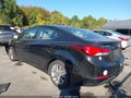 2015 Hyundai Elantra — photo 3 of 16 | VIN 5NPDH4AE4FH590193