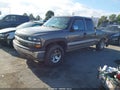2002 Chevrolet Silverado 1500 — photo 2 of 16 | VIN 2GCEK19T521330078