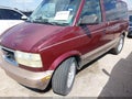 2004 GMC Safari — photo 2 of 11 | VIN 1GKEL19X44B501720