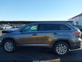 2016 Toyota Highlander — photo 15 of 17 | VIN 5TDZKRFH0GS179036