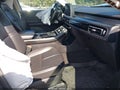 2024 Lincoln Aviator — photo 5 of 17 | VIN 5LM5J6XC5RGL05240