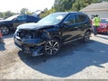 2017 Nissan Rogue — photo 2 of 18 | VIN JN8AT2MV1HW255783