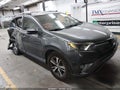 2018 Toyota RAV4 — photo 1 of 15 | VIN JTMWFREV5JJ186194