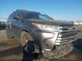 2017 Toyota Highlander — photo 6 of 17 | VIN 5TDZZRFH9HS201757