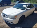 2009 Hyundai Sonata — photo 2 of 11 | VIN 5NPET46F89H437325