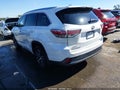 2016 Toyota Highlander — photo 3 of 18 | VIN 5TDJKRFH2GS325725