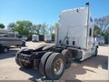 2022 Kenworth T680 — photo 3 of 13 | VIN 1XKYDP9X3NJ100664
