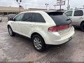 2008 Lincoln MKX — photo 3 of 11 | VIN 2LMDU68C28BJ10372