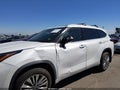 2023 Toyota Highlander Hybrid — photo 6 of 18 | VIN 5TDFARAH9PS022831