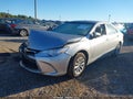 2016 Toyota Camry — photo 2 of 16 | VIN 4T4BF1FK7GR528063