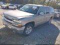 2004 Chevrolet Suburban 1500 — photo 2 of 12 | VIN 1GNFK16Z44J142472