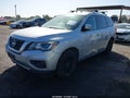 2017 Nissan Pathfinder — photo 2 of 16 | VIN 5N1DR2MN2HC680854