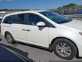 2016 Honda Odyssey — photo 13 of 16 | VIN 5FNRL5H3XGB036641