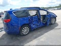 2018 Chrysler Pacifica — photo 4 of 16 | VIN 2C4RC1EG3JR236269